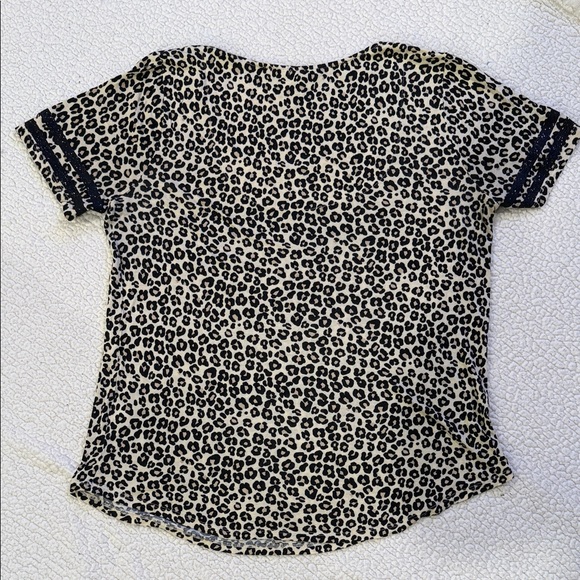 Juicy Couture Women’s Leopard Tee - Picture 5 of 6